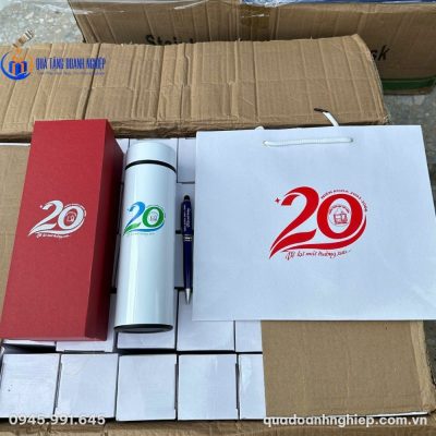 Bộ Quà Tặng Giftset Bình Giữ Nhiệt Trắng & Bút Ký In Logo Quà Tặng Doanh Nghiệp