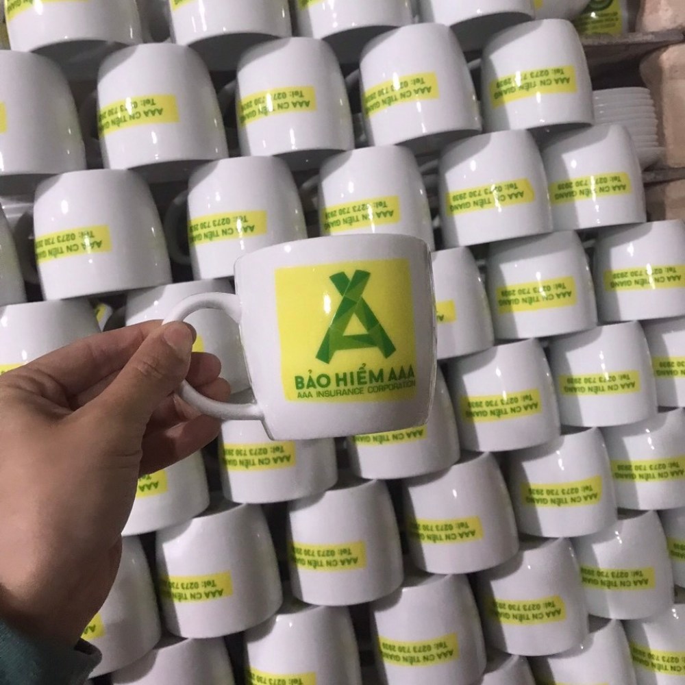 In decal logo trên quà tặng