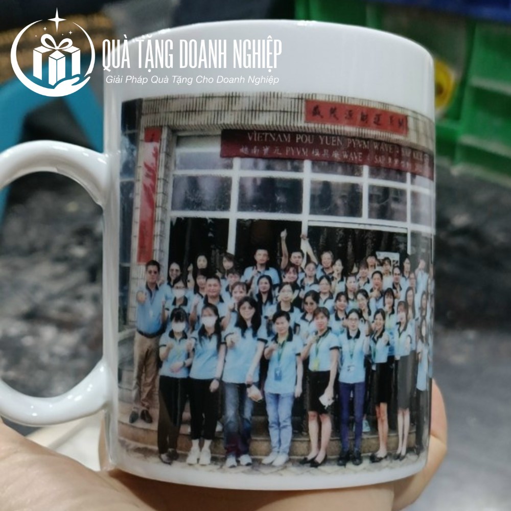 In chuyển nhiệt trên cốc sứ quà tặng