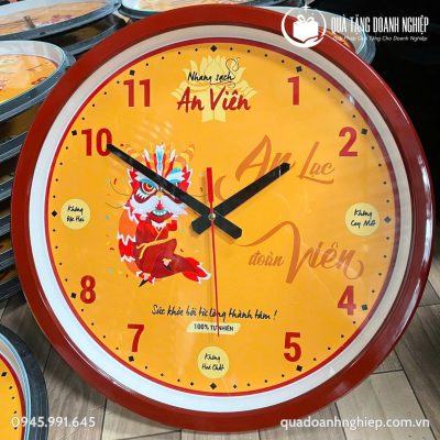 Đồng Hồ Treo Tường Vành Gỗ In Logo Quà Tặng Doanh Nghiệp