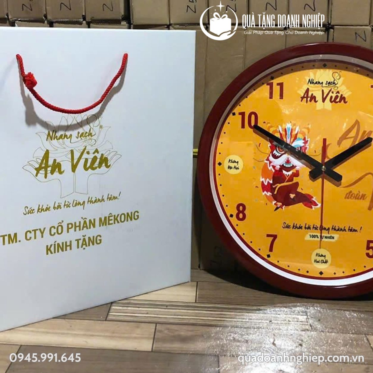 Đồng Hồ Treo Tường Vành Gỗ In Logo Quà Tặng Doanh Nghiệp (3) Đồng Hồ Treo Tường Vành Gỗ In Logo Quà Tặng Doanh Nghiệp