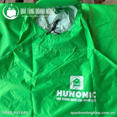 Áo Mưa Cánh Dơi In Logo Hunonic Kính Che Đèn Quà Tặng Doanh Nghiệp