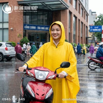 Áo Mưa Cánh Dơi Màu Vàng Quà Tặng Doanh Nghiệp In Logo