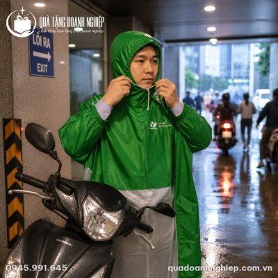 Áo Mưa Cánh Dơi Màu Xanh Lá In Logo Quà Tặng Doanh Nghiệp