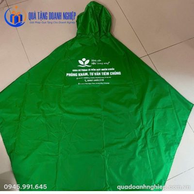 Áo Mưa Cánh Dơi Màu Xanh Lá In Logo Quà Tặng Doanh Nghiệp