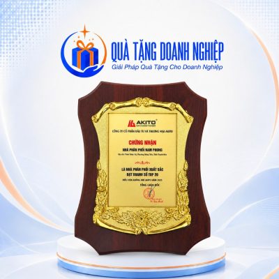 Bảng Vinh Danh Gỗ Đồng Bo Viền In Logo AKITO Quà Tặng Doanh Nghiệp