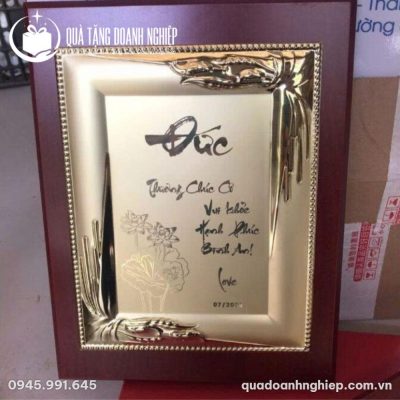 Bảng Vinh Danh Khung Gỗ In Logo Thư Pháp Tri Ân Quà Tặng Doanh Nghiệp