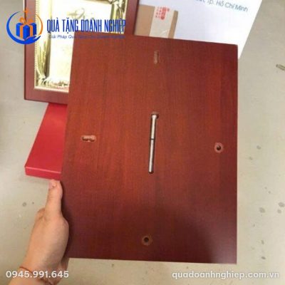 Bảng Vinh Danh Khung Gỗ In Logo Thư Pháp Tri Ân Quà Tặng Doanh Nghiệp