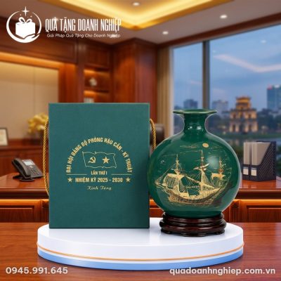 Bình Hút Lộc Sứ Men Lục Bảo Thuận Buồm Xuôi Gió In logo Quà Tặng Doanh Nghiệp