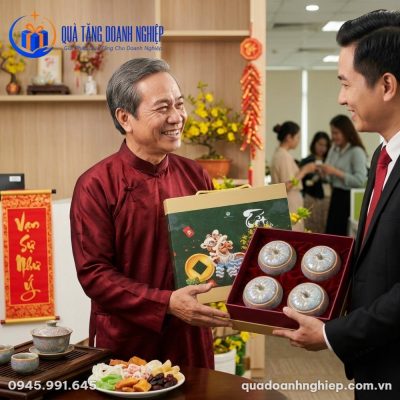 Bộ 4 Hũ Mứt Tết Gốm Sứ Men Hỏa Biến In Logo Quà Tặng Doanh Nghiệp