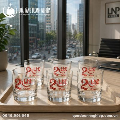 Bộ 6 Ly Thủy Tinh Dáng Lùn Quà Tặng Doanh Nghiệp In Logo Kỷ Niệm 20 Năm Thành Lập