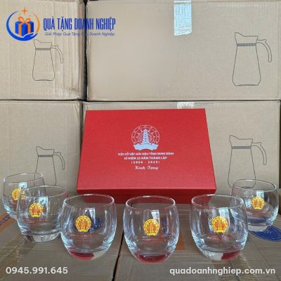 Bộ 6 Ly Thủy Tinh Lùn Dáng Bầu Tròn In Logo Kỷ Niệm 25 Năm Quà Tặng Doanh Nghiệp