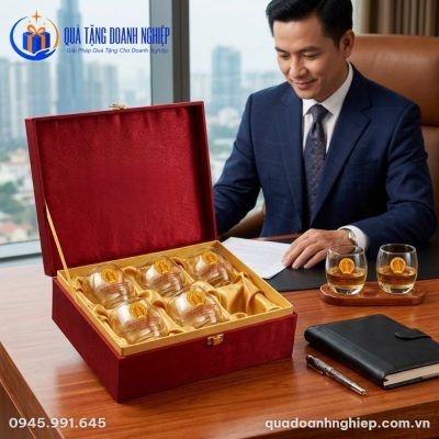 Bộ 6 Ly Thủy Tinh Lùn Dáng Bầu Tròn In Logo Kỷ Niệm 25 Năm Quà Tặng Doanh Nghiệp