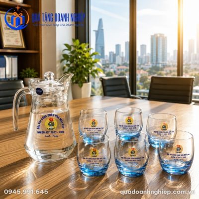 Bộ Bình 6 Cốc Thủy Tinh Đáy Xanh Quà Tặng Doanh Nghiệp In Logo