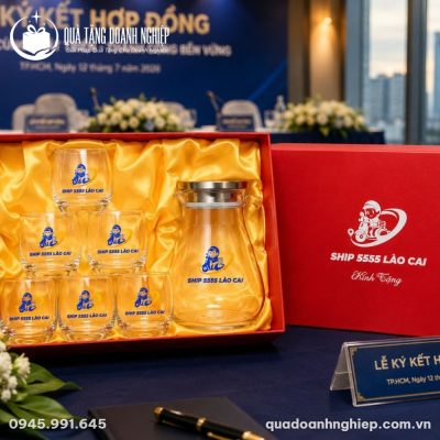 Bộ Bình Cốc Thủy Tinh Quà Tặng Doanh Nghiệp In Logo