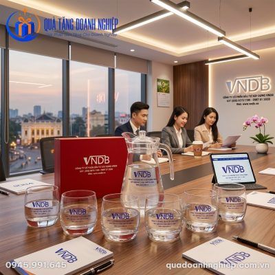 Bộ Bình Cốc Thủy Tinh Quà Tặng Doanh Nghiệp In Logo VNDB