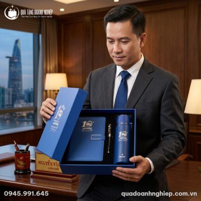 Bộ Giftset Quà Tặng Doanh Nghiệp In Logo Sổ Da, Bút Ký & Bình Giữ Nhiệt
