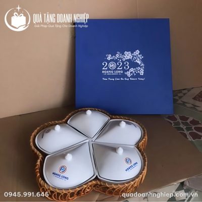 Bộ Khay Mứt Sứ Trắng 5 Cánh Hoa In Logo Quà Tặng Doanh Nghiệp