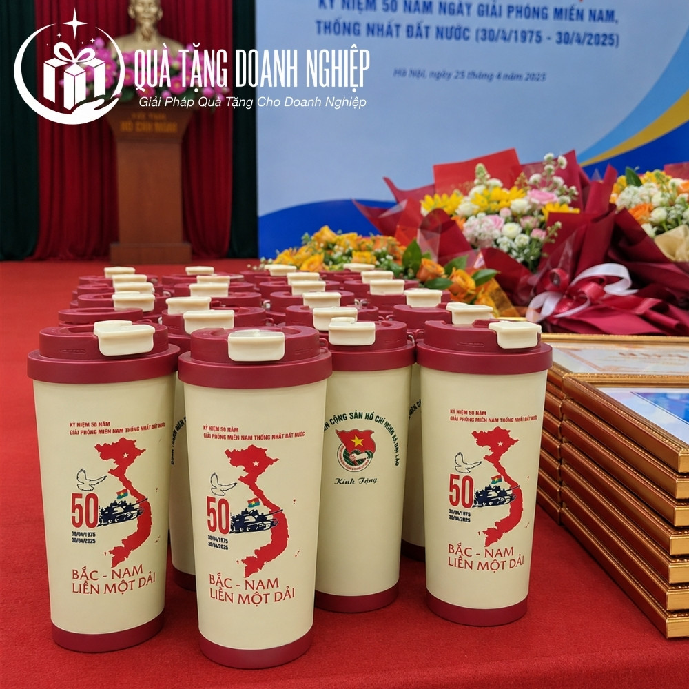 Cốc giữ nhiệt in logo quà tặng