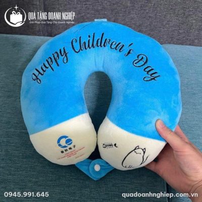 Gối Chữ U Happy Children's Day Quà Tặng Doanh Nghiệp In Logo