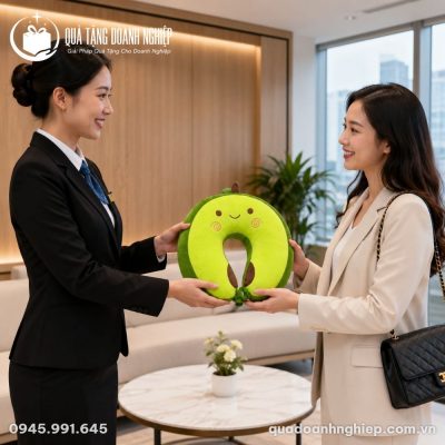 Gối Chữ U Hình Quả Bơ In Logo Quà Tặng Doanh Nghiệp