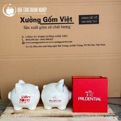 Heo Đất Gốm Sứ Bát Tràng In Logo prudential Quà Tặng Doanh Nghiệp