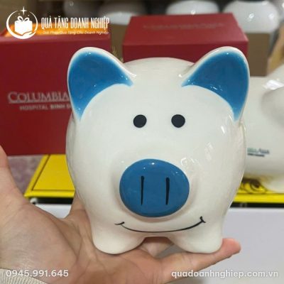 Heo Đất Gốm Sứ In Logo Columbia Asia Quà Tặng Doanh Nghiệp