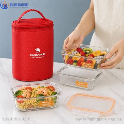 Thực tế sử dụng hộp cơm Happy Cook chứa thực phẩm tươi ngon và trái cây đa sắc màu