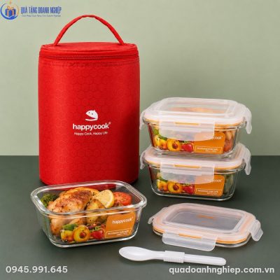 Bộ sản phẩm Happy Cook HC-08 bày trí đẹp mắt cùng các món ăn dinh dưỡng và phụ kiện đi kèm