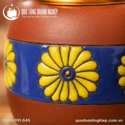 Hũ Đựng Trà Gốm Họa Tiết Hoa Cúc In Logo Quà Tặng Doanh Nghiệp