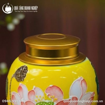 Hũ Đựng Trà Gốm Sứ Hoa Sen In Logo Quà Tặng Doanh Nghiệp