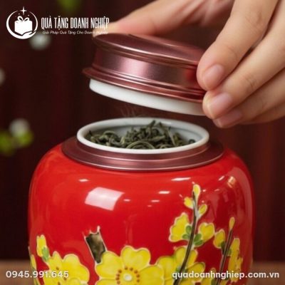 Hũ Đựng Trà Gốm Sứ Men Đỏ In Logo Quà Tặng Doanh Nghiệp