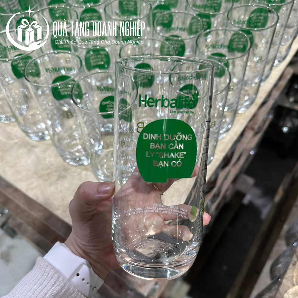 In lưới logo lên cốc thủy tinh