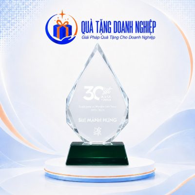 Kỷ Niệm Chương Pha Lê Giọt Nước In Logo Quà Tặng Doanh Nghiệp