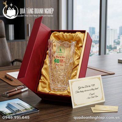 Lọ Hoa Quà Tặng Doanh Nghiệp ln Logo Kỷ Niệm 40 Năm
