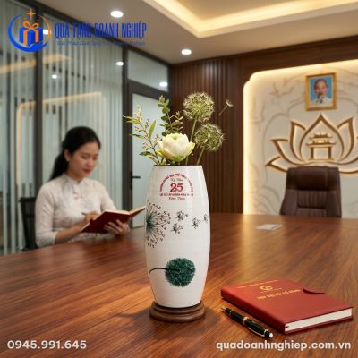 Lọ Hoa Sứ Hoa Bồ Công Anh Quà Tặng Doanh Nghiệp In Logo