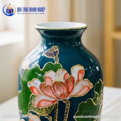 Lọ Hoa Sứ Men Lam Ngọc Họa Tiết Hoa Sen In Logo Quà Tặng Doanh Nghiệp
