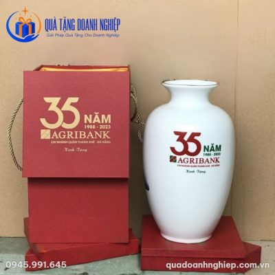 Lọ Hoa Sứ Trắng Vẽ Sen Xanh In Logo Quà Tặng Doanh Nghiệp