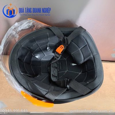 Mũ bảo hiểm in logo nửa đầu có kính sơn bóng màu cam Quà Tặng Doanh Nghiệp