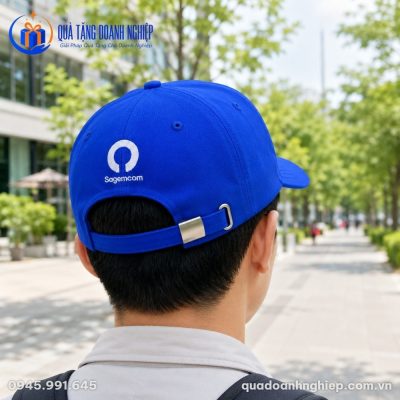 Mũ Thêu Logo Sagemcom Xanh Cobalt Quà Tặng Doanh Nghiệp