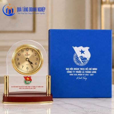Đồng Hồ Để Bàn Pha Lê Đế Gỗ Quà Tặng Doanh Nghiệp