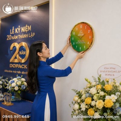 Đồng Hồ Treo Tường In Logo Quà Tặng Doanh Nghiệp