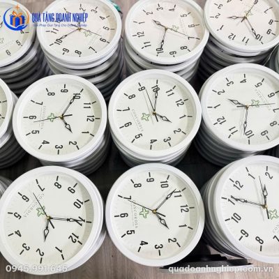 Đồng Hồ Treo Tường Quà Tặng Doanh Nghiệp In Logo Màu Trắng