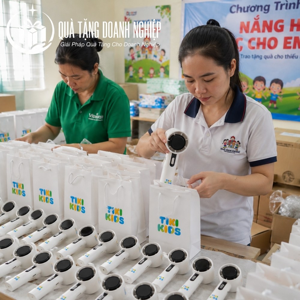 Quạt điện in logo quà tặng