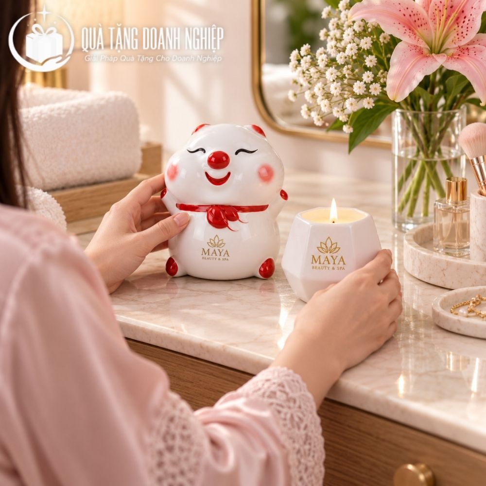 bo-giftset-in-logo-qua-tang-heo-dat-banh-bao-va-coc-su-dung-nen-thom-gs-10 (5)