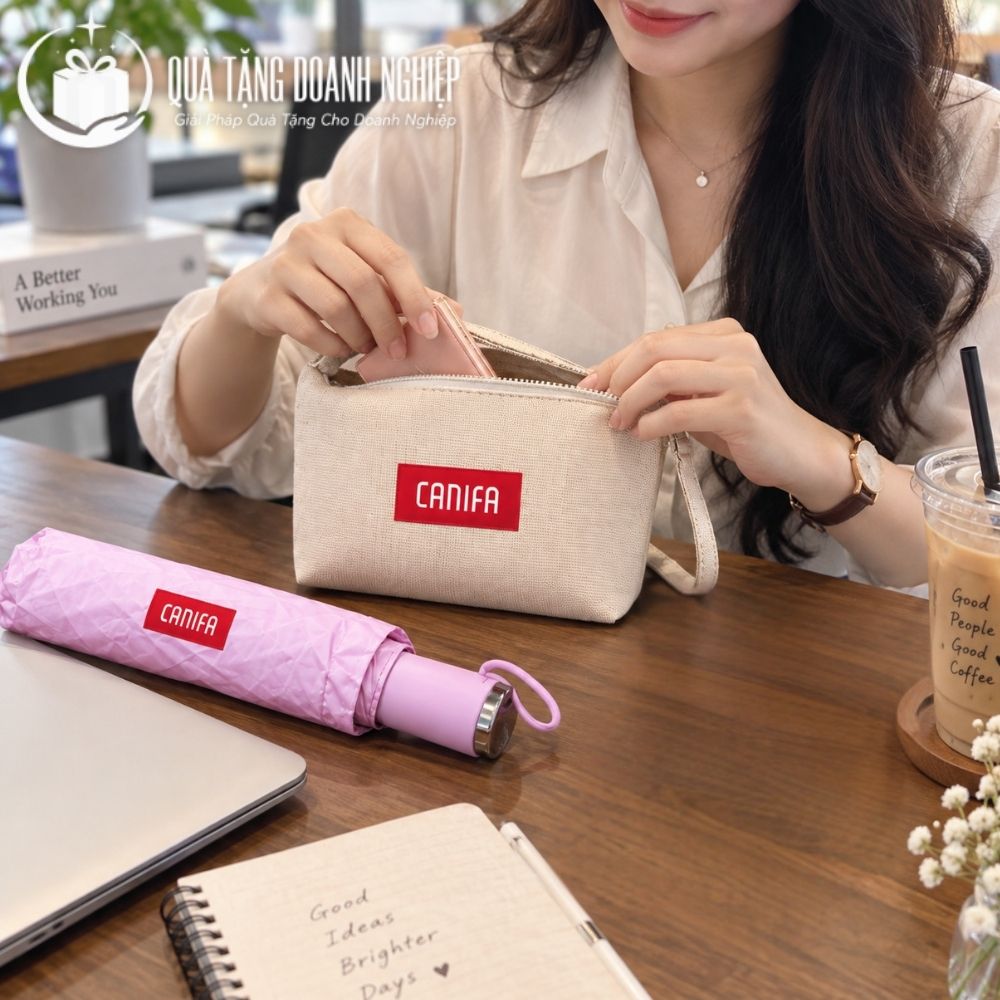 bo-giftset-in-logo-qua-tang-tui-coi-cam-tay-va-o-du-gap-3-tu-dong-gs-11 (4)
